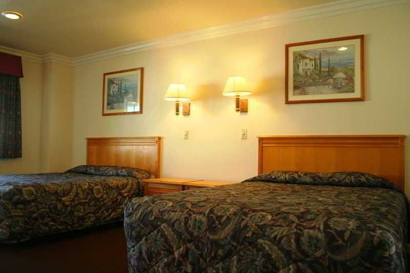 Regency Motel Брея Экстерьер фото