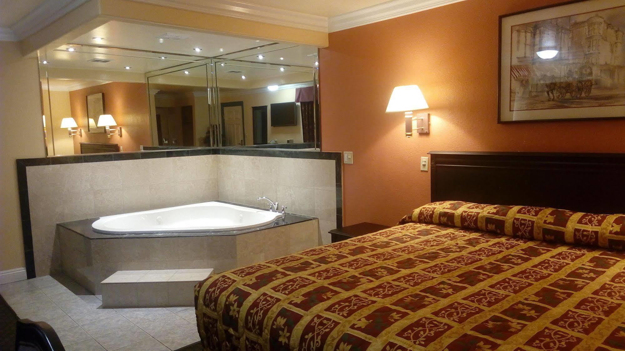 Regency Motel Брея Экстерьер фото